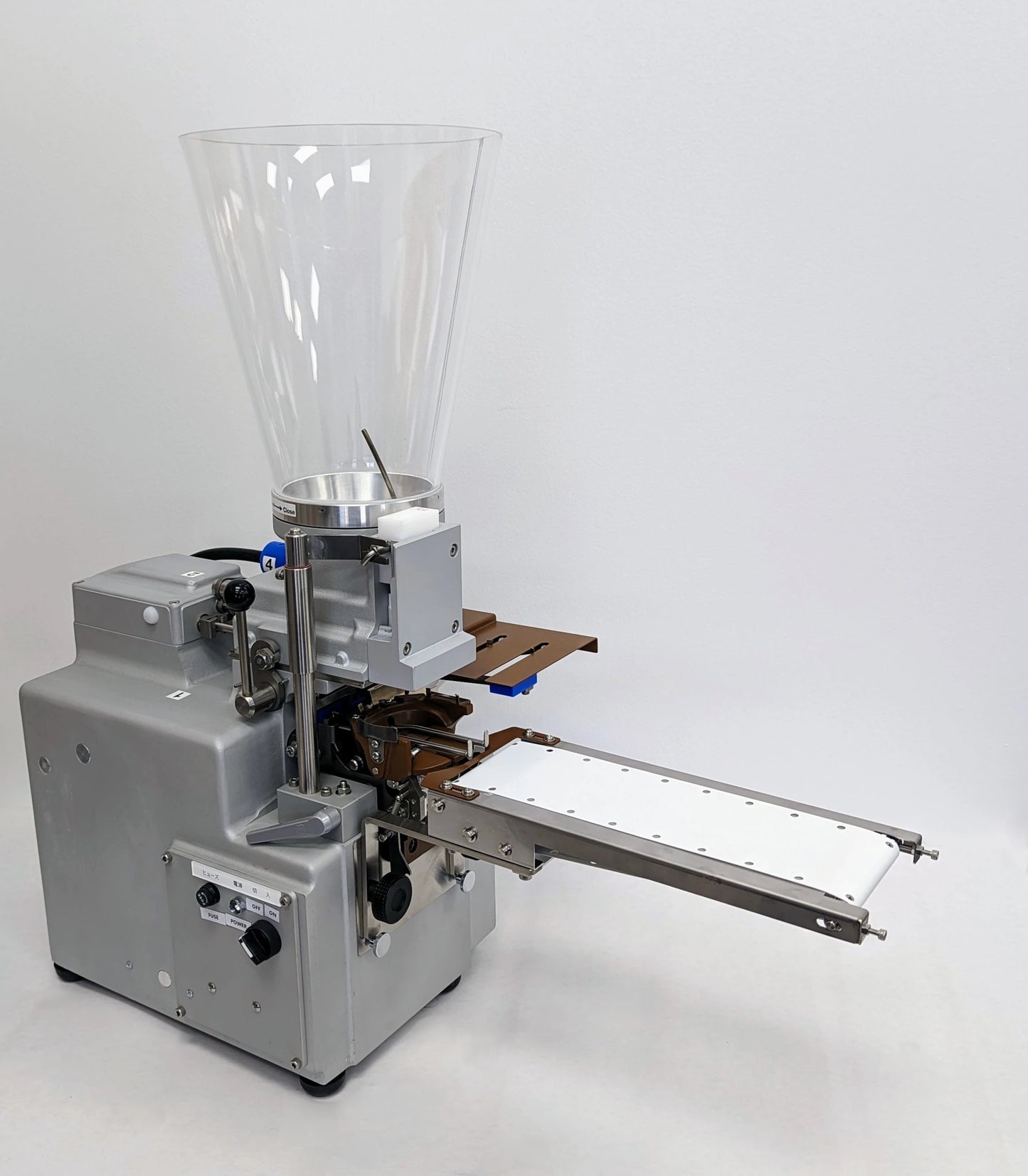 TOA Compact Gyoza Making Machine "Gyoza Innovation"